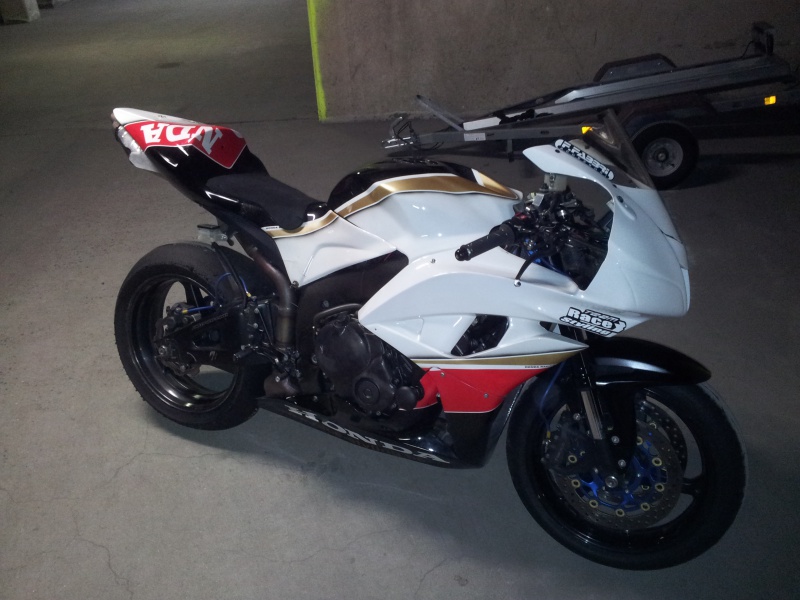 CBR 600 RR 07 - Piste 25431920120406195539