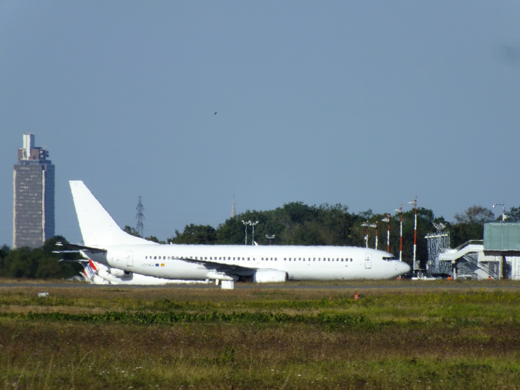 [07/05/2011] Boeing B737-800 (EC-LKO) Calima 254664Septembren3065