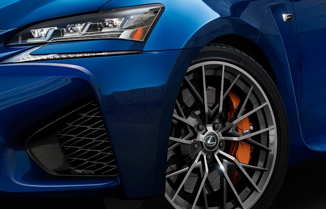 Lexus Dévoile La GS F Un Nouveau Modèle ‘F’ Haute Performance de 477 Ch 25594120141217Teaser2