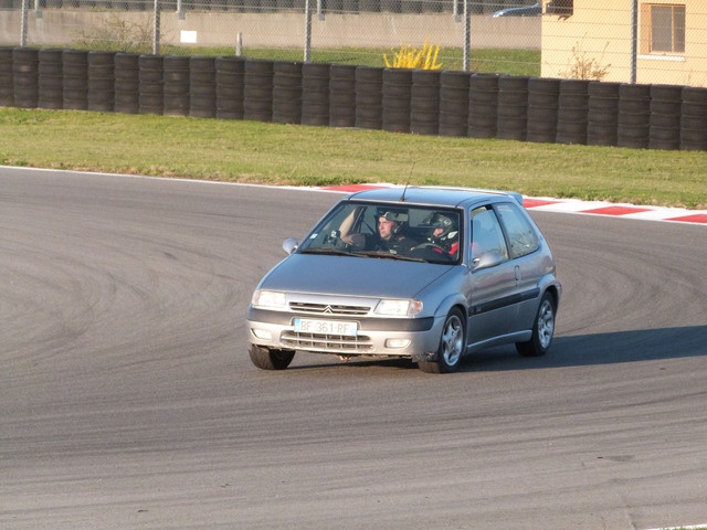 Circuit de Bresse le 30 Mars 2012 256447p1020688y1