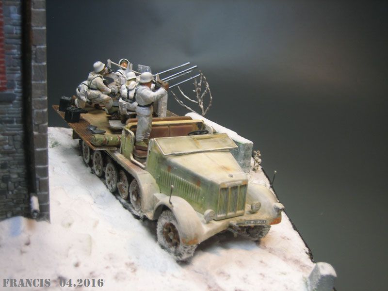 SdKfz 7/1 Flakvierling - Tamiya Miniart 1/35 256658Dio3703SdKfz71Vierli