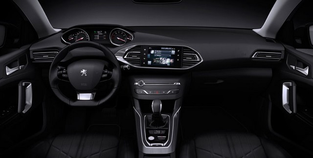 Salon de Genève 2014 : Peugeot Présente La Nouvelle 308 SW  260512308swicockpit