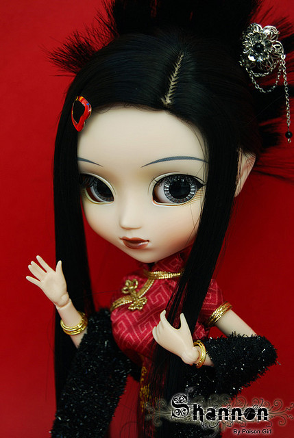 Les autres pullip de Poison Girl ! 26125633382104084d24bbd15az