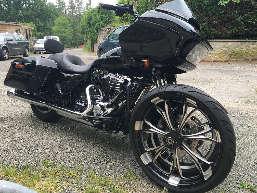 MODIFICATIONS ROAD GLIDE 2015 - Page 18 265678IMG0277