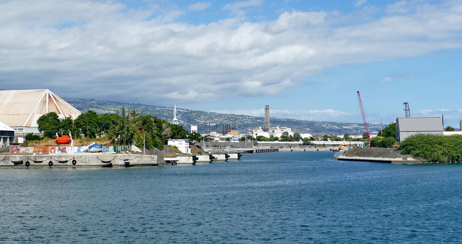  [Vie des ports] Les ports de la Réunion - Page 10 267072tonnerreetgueprate079