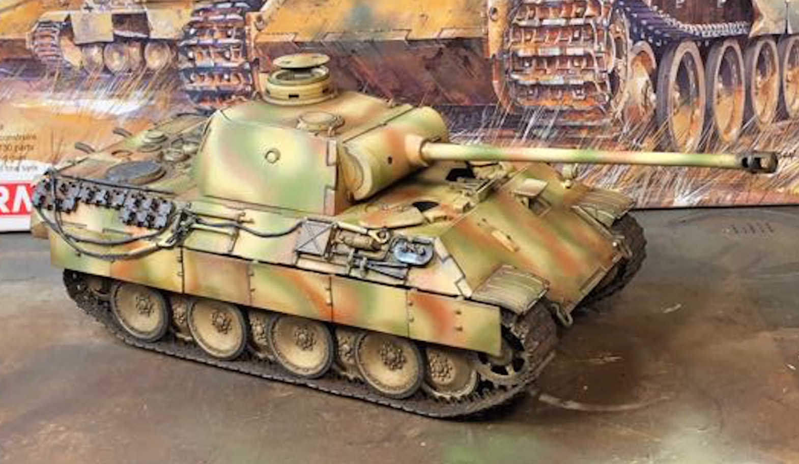 Sd.Kfz.171 Panther D - Page 2 267564PantherDStep2Right