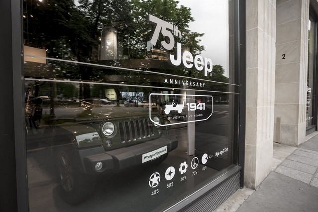 Jeep® fête ses 75 ans à MotorVillage Champs-Elysées 271046ExpoJeep2