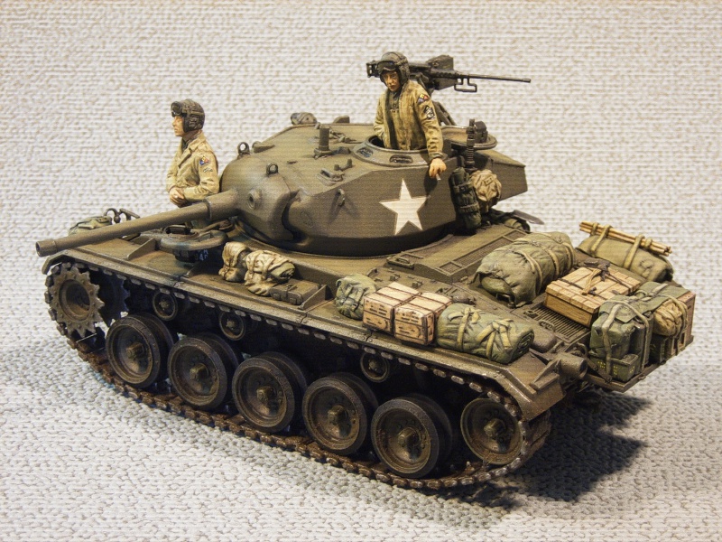 M24 Chaffee Ardennes - Page 2 273642Chaffee03