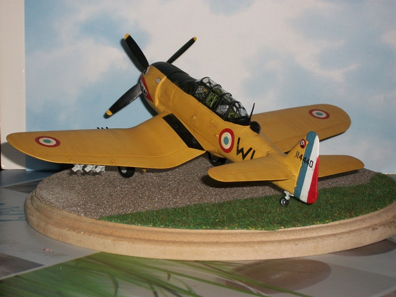 F4U-T6 (double seater ) 275147Hellcatna68t6modi013