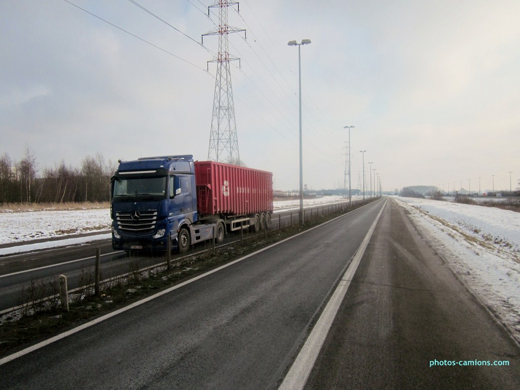 Mercedes Actros (D) tous les modèles, all models - Page 7 280285photoscamions25I2013155Copier