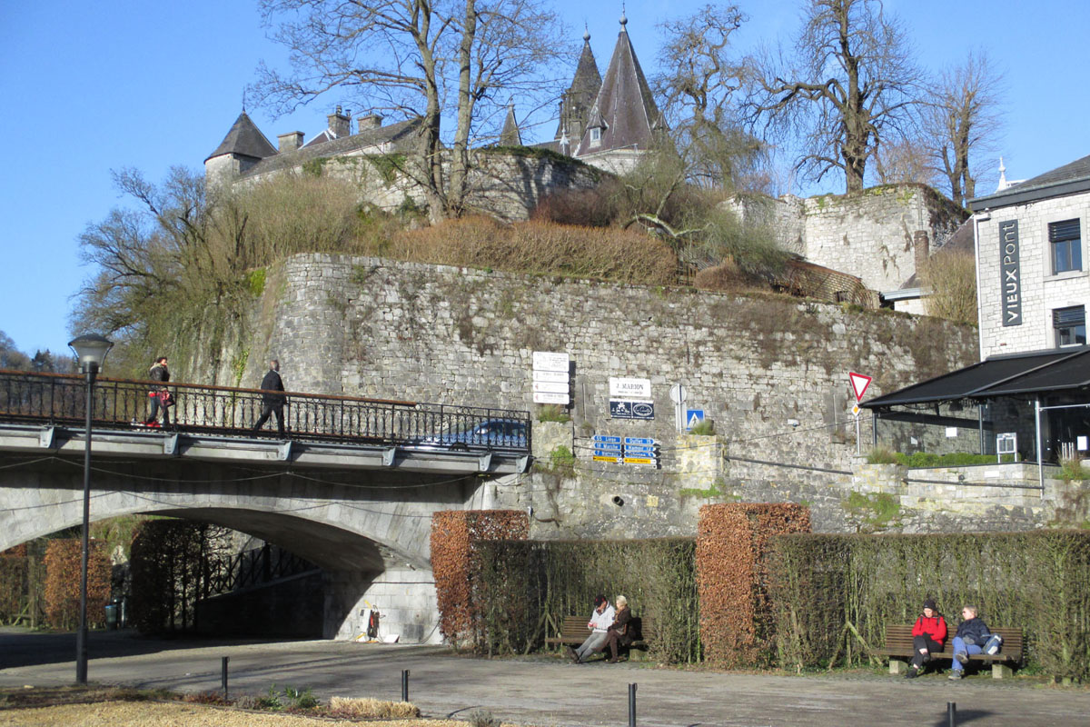 Durbuy, la plus petite ville du monde. 280629DURBUY02021417