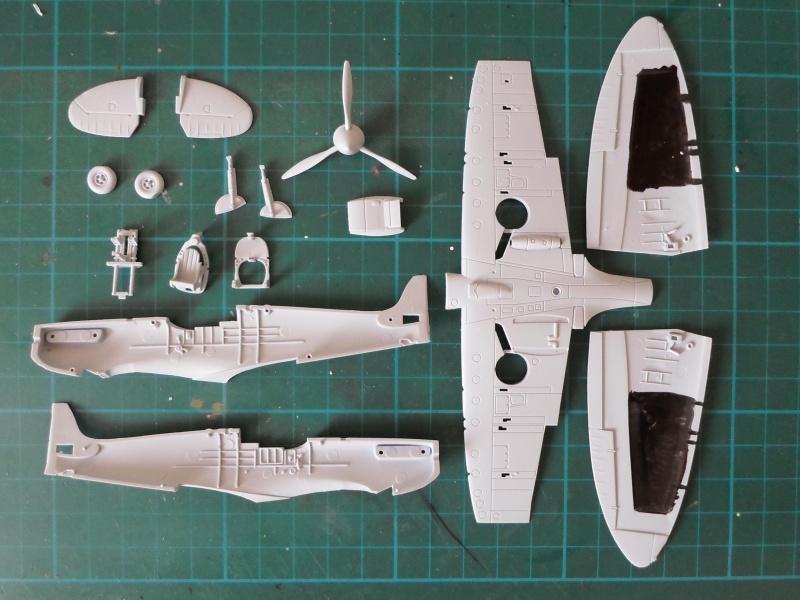 WIP spitfire MkIa airfix 1/72 288192SAM2026