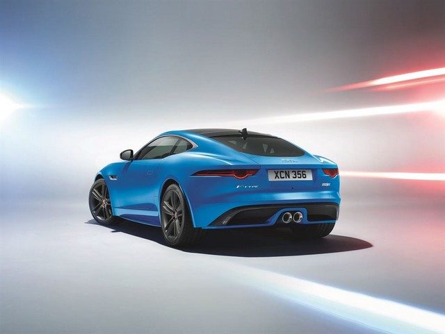 JAGUAR F-TYPE BRITISH DESIGN 288551JAGUARFTYPEBDE04StudioLowRes