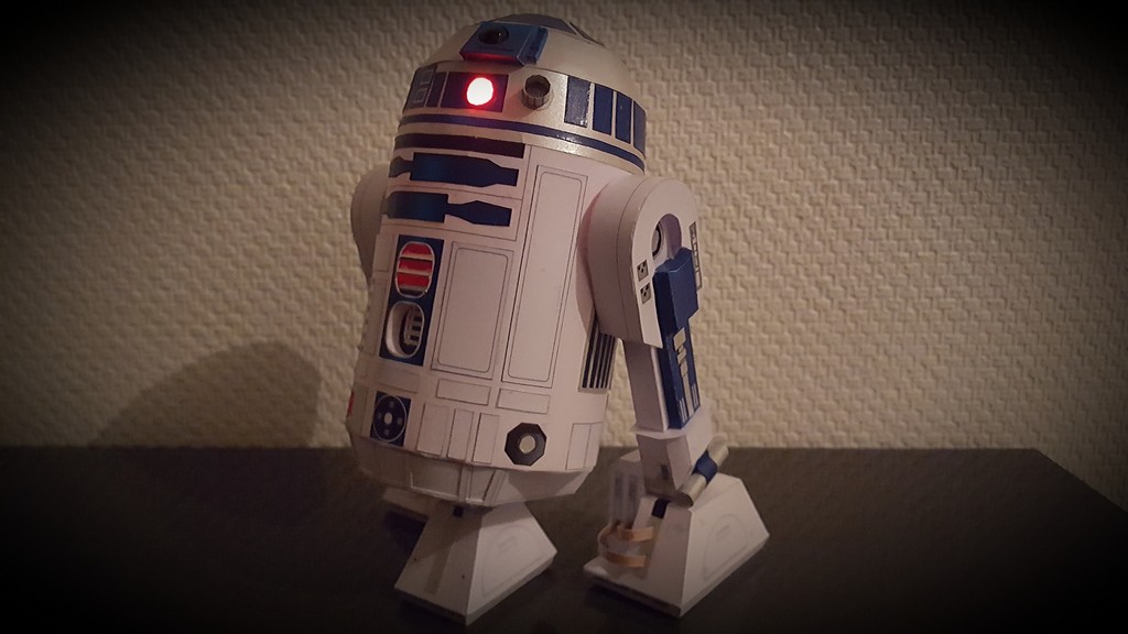 [TERMINE] R2-D2 Paper-Replika Version Vincent 28954120170501211943