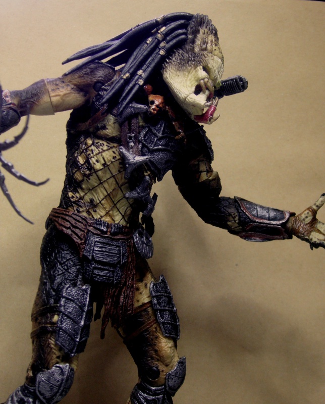 PREDATOR, la figurine par vieux gabier.... 289706PREDATOR08102014003