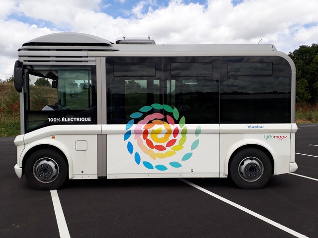 Quatre Bluebus, bus électriques du Groupe Bolloré, rejoignent Villages Nature® Paris 290448photosvnp019