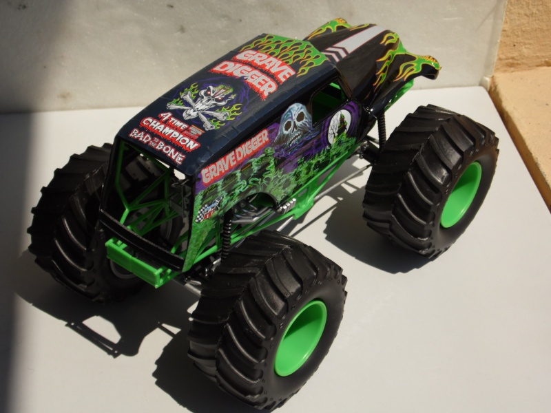 Grave Digger. 292706SAM7195