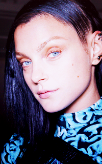 Jessica Stam 298224J28