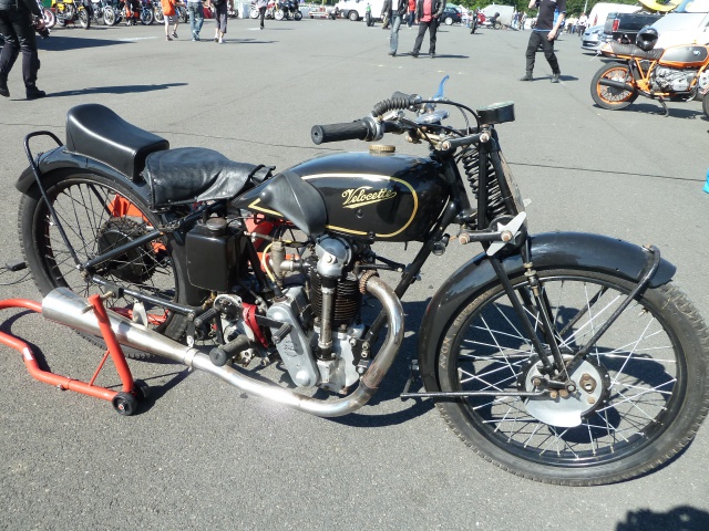 [Sorties] Café Racer Festival. Montlhéry 21 et 22 jui 2014. - Page 2 303112022