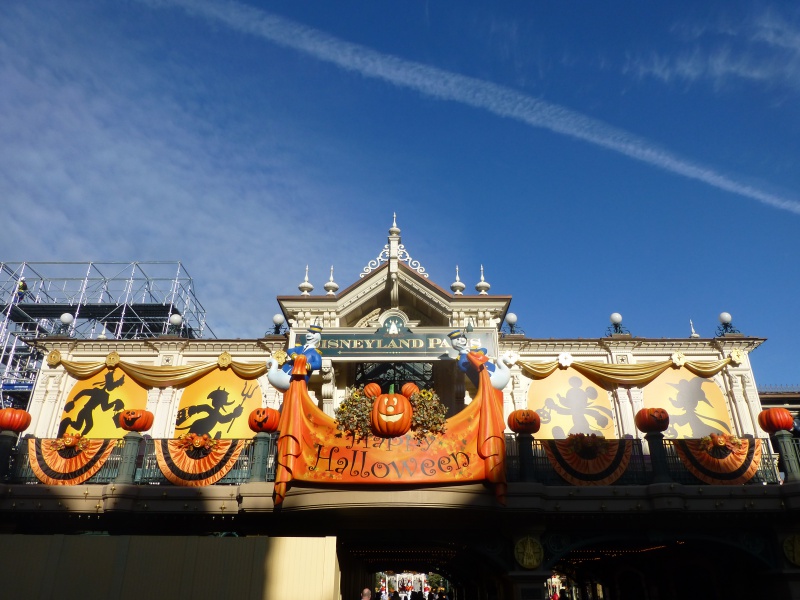 Trip Report d'une journée drôlement effrayante le 8 octobre pour Halloween et TR d'un séjour au Cheyenne les 19 et 20 novembre pour Noël :) 303763P1230997