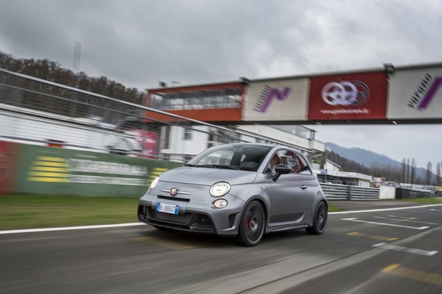 Abarth au Salon International de Genève 2015 312810695BipostoVarano17