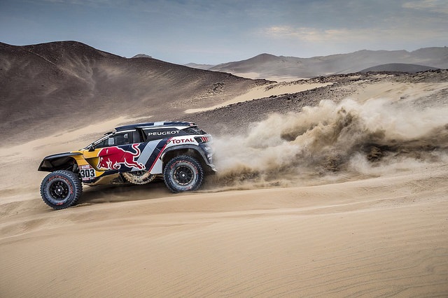 Triplé Des Peugeot 3008DKR Maxi Sur Le Dakar 2018 314097395270124820c1d93896cz