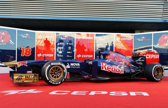 F1 2013 : Toro Rosso présente sa STR8 3169662013ToroRossoSTR88