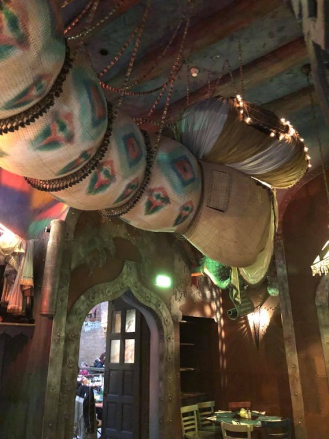 Agrabah Café (Disneyland Parc)  - Page 4 3246282406794615728288294630207828928704246951195n