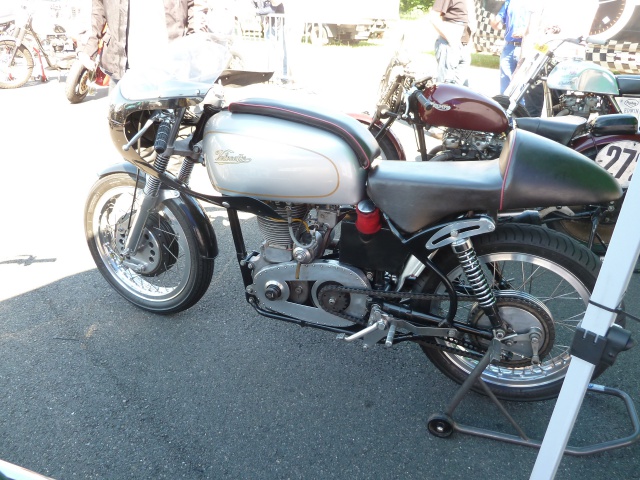 [Sorties] Café Racer Festival. Montlhéry 21 et 22 jui 2014. - Page 2 328219020