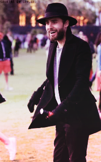 Jared Leto - Page 2 33081228J4