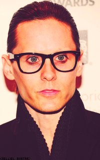 Jared Leto - Page 3 333819J11