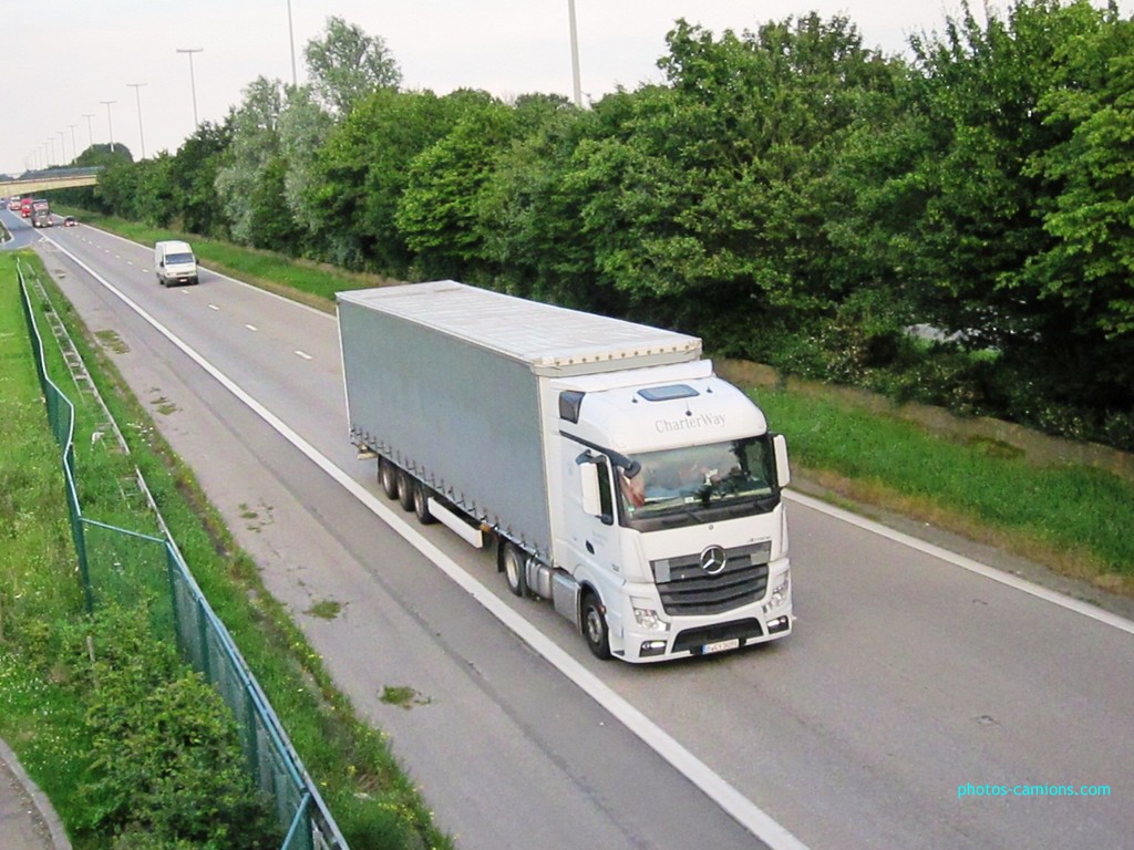 Charter Way Safety Truck 338070photoscamions4Juillet2012091Copier