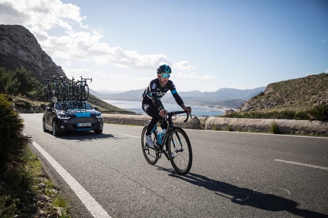 Ford devient le fournisseur automobile exclusif de l’équipe cycliste professionnelle Team Sky 339346IMG7213