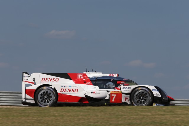 WEC : TOYOTA GAZOO Racing à domicile 346101tjm1716se520