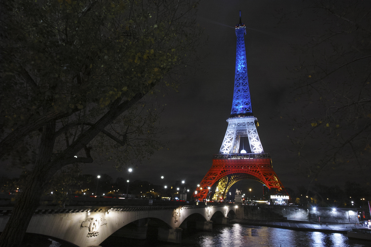 Bleu Blanc Rouge (suite et fin) 346752DP0Q0378