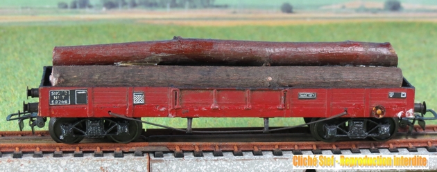 Wagon Plat VB HO Chargé D'une Fusée - Maquette En Bois Et Prespahn - Époque 3