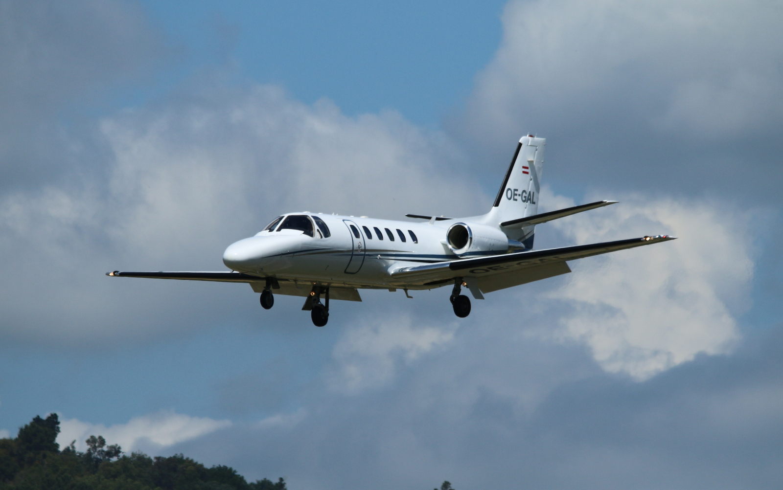 Aéroport Cannes-Mandelieu , LFMD-CEQ Mai 2016   348524IMG0064