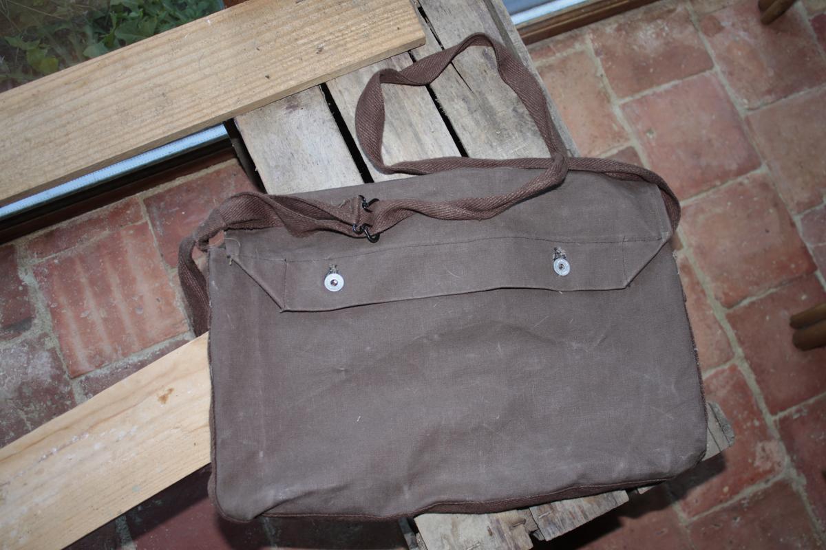 Musette 1892 marron? 350832scMG5065