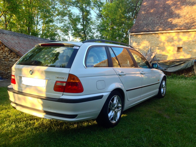 BMW 320iA Touring phase 1,5 de 01/2001 - Page 8 353289IMG5937