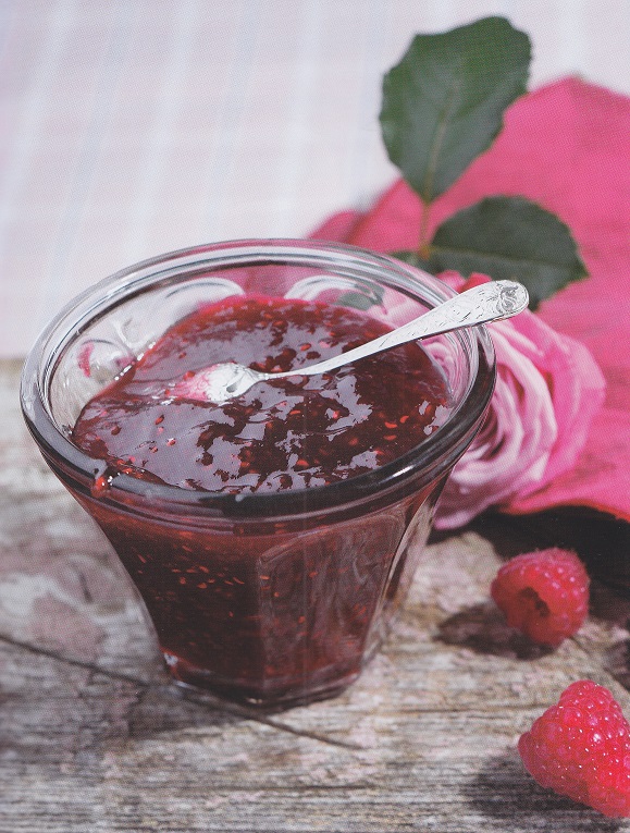 Tartine de confiture de framboise et rose d'Augustine, Dans le film "le château de ma mère" 356274IMG0024