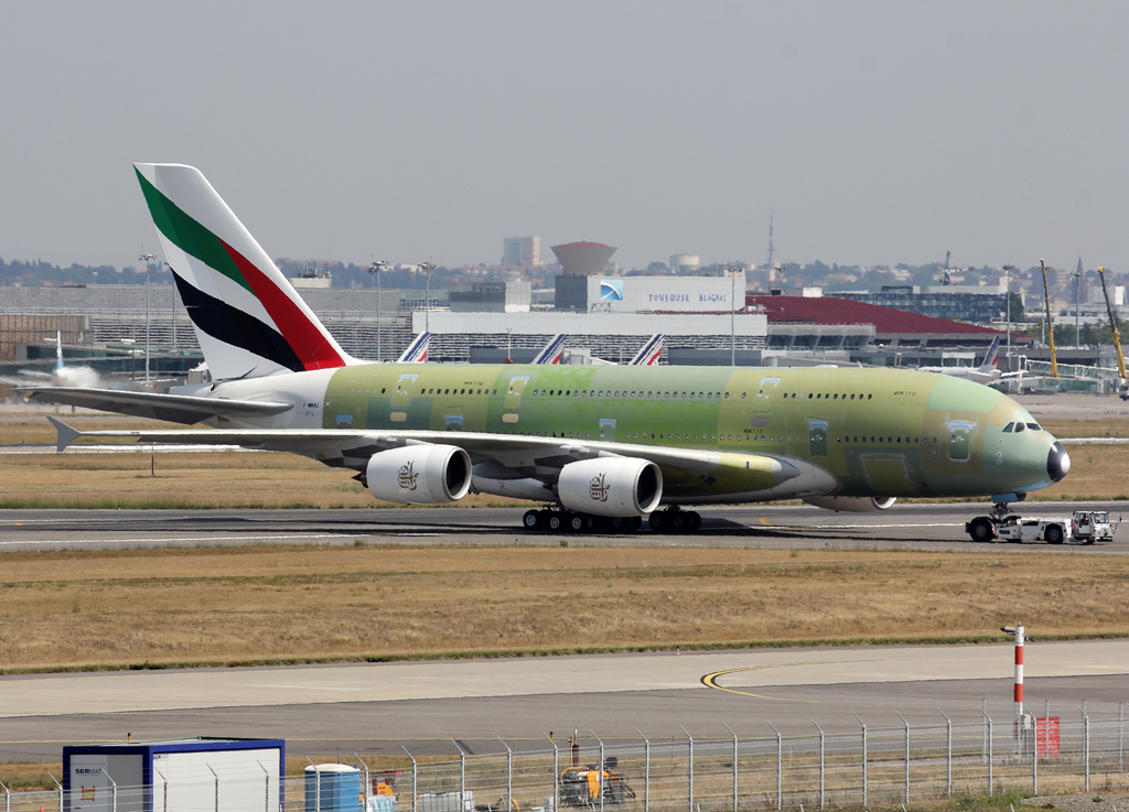 Toulouse-Blagnac / Juillet 2012 - Page 7 357092A380800AirbusFWWAUcn0112TLS260712EPajaud