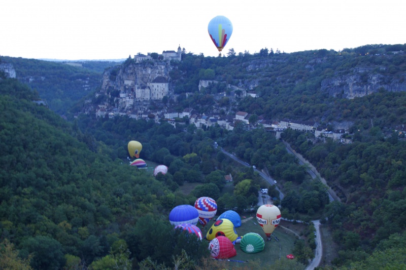 montgolfieres a ROCAMADOUR  357385MG6555