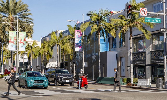 Le Jaguar I-PACE en road trip électrique à Los Angeles 358744jipaceroadtrip061217018