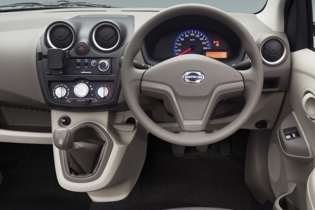 Datsun Go : le retour de Datsun dévoilé à New Delhi en Inde 360240DatsunGO12