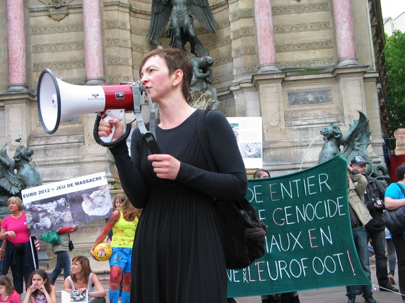 11 - Manifestation contre le massacre des animaux en Ukraine - 9 juin 2012 361411IMG9168