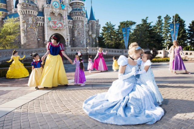 (Tokyo Disney Resort) Disney Princess : Welcome, Little Princess (du 14 janvier au 20 mars 2014) 363299lp1