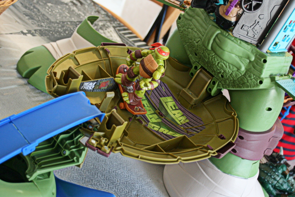 [TMNT 2012] Leonardo Playset 363955IMG7355