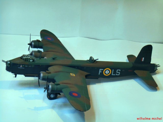 SHORT STIRLING MK 1 maquette ITALERI 367231DSCN7040Copier