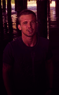 (M) Cam Gigandet→ Le plus grand crime, c'est d'aimer. 368401aagekcPG