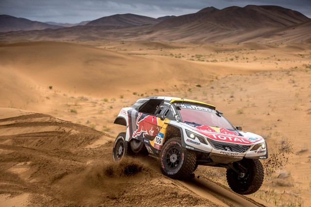 Peugeot Frappe Fort Dans Les Dunes - L'arrivée Du Silk Way Rally Dans Le Viseur  368524dsc000835220207234